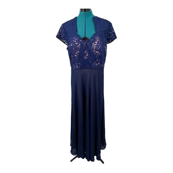 JS Collections Women's Scalloped Illusion Blue Short Sleeves Maxi Dress NWOT - Picture 3 of 8
